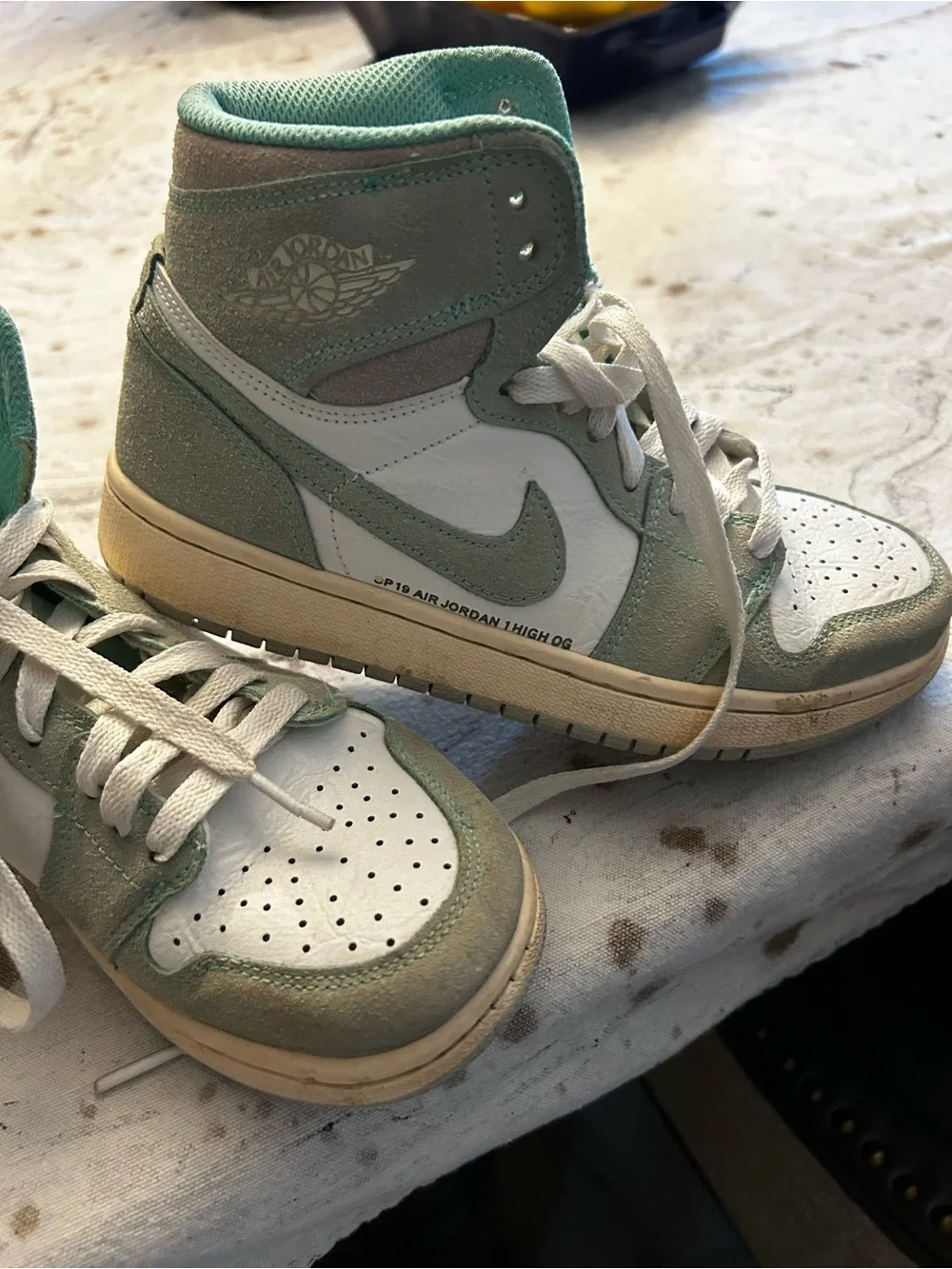 Nike Jordan High-Top Sneakers in White and Mint or Sage size 6.5 youth - Picture 5 of 5